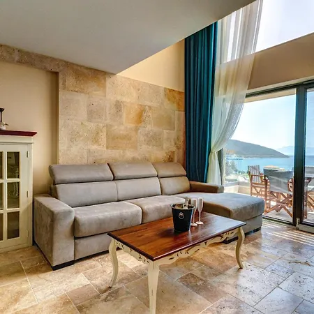 Bella Vista Boutique,nea Peramos Hotel