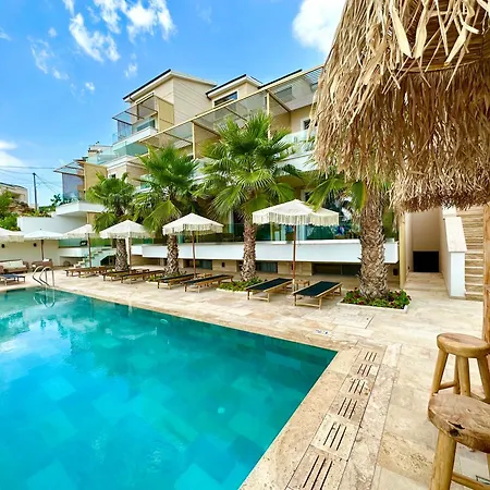 Bella Vista Boutique,nea Peramos Hotel